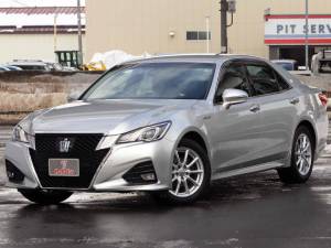 クラウンハイブリッドＳ Ｆｏｕｒ